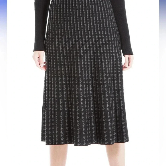 Max Studio knee length pleated Black/Charcoal Houndstooth Stripe women’s skirt S - Picture 1 of 9